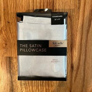 Kitsch satin pillowcase NWOT!!
